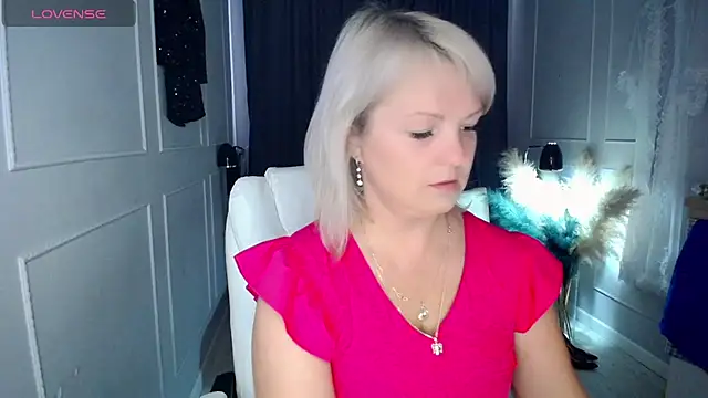 Juarnea online show from April 1, 2026, 9:32 am