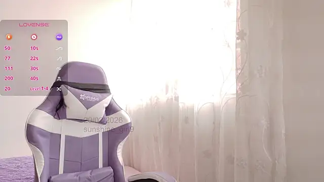 Snapshot of sunshine_girl9 chatting on February 20, 2026, 5:15 pm sunshine girl9 online show from February 20, 2026, 5:15 pm