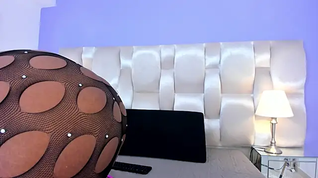 dirtyvictoria online show from September 29, 2025, 12:11 pm