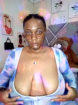 Snapshot of CocoBootyyy chatting on January 7, 2026, 3:00 am CocoBootyyy online show from January 7, 2026, 3:00 am