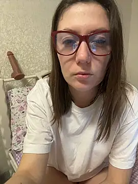 BeatriceTender online show from March 22, 2026, 9:27 pm