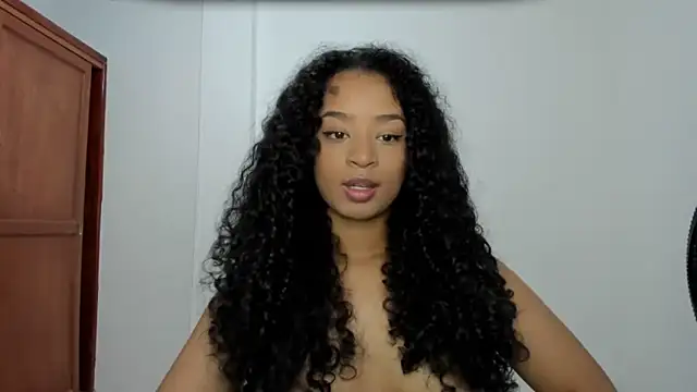 avellanatammy online show from November 12, 2025, 12:37 am