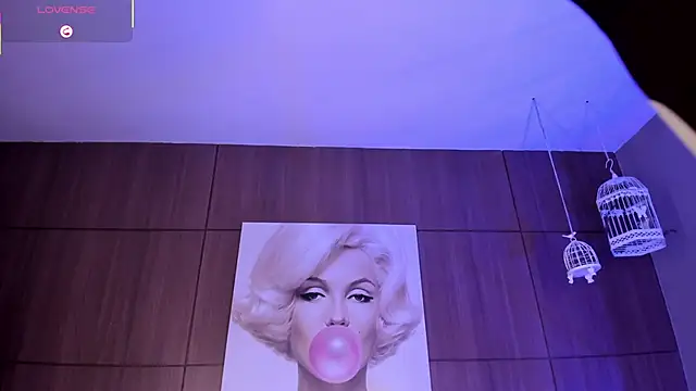 Snapshot of AgattaDuque chatting on January 31, 2026, 11:47 pm AgattaDuque online show from January 31, 2026, 11:47 pm