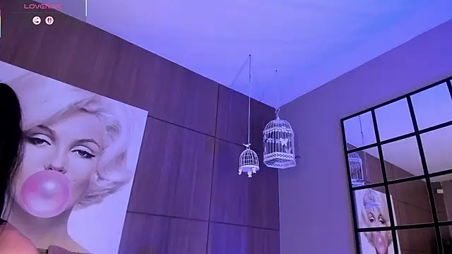 Snapshot of AgattaDuque chatting on February 4, 2026, 11:33 pm AgattaDuque online show from February 4, 2026, 11:33 pm