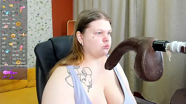 AuroraDemoni online show from February 6, 2026, 9:05 am