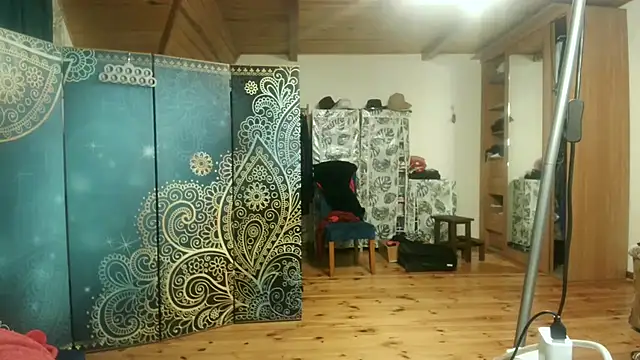 MilfKendra4U online show from January 12, 2026, 10:36 pm