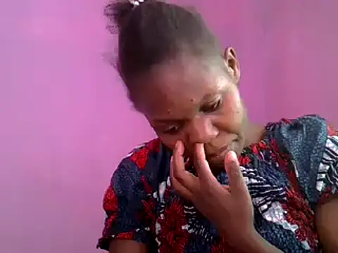 Snapshot of Cute_tamara chatting on January 17, 2025, 2:39 pm Cute tamara online show from January 17, 2025, 2:39 pm