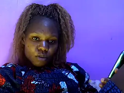 Snapshot of Cute_tamara chatting on January 13, 2025, 7:20 pm Cute tamara online show from January 13, 2025, 7:20 pm