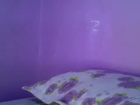 Snapshot of Cute_tamara chatting on January 23, 2025, 3:11 pm Cute tamara online show from January 23, 2025, 3:11 pm