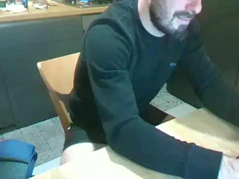 giorgakaci69 online show from December 19, 2024, 3:07 am