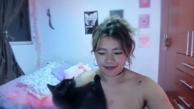 StephaniFox online show from April 11, 2026, 12:18 am