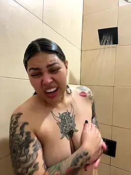 miacanela xo online show from October 6, 2025, 2:35 am