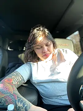 miacanela xo online show from December 22, 2025, 9:04 pm