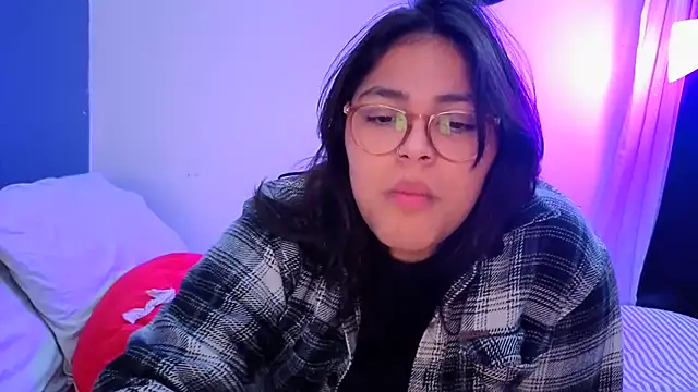 miacanela xo online show from February 19, 2026, 1:46 am