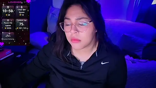 miacanela xo online show from February 1, 2026, 2:10 am