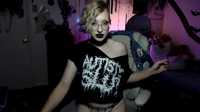 Snapshot of Bigbearnbunnyboy chatting on July 19, 2026, 5:49 am Bigbearnbunnyboy online show from July 19, 2026, 5:49 am