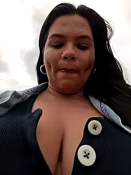 Julieta-tits online show from December 18, 2024, 8:14 pm