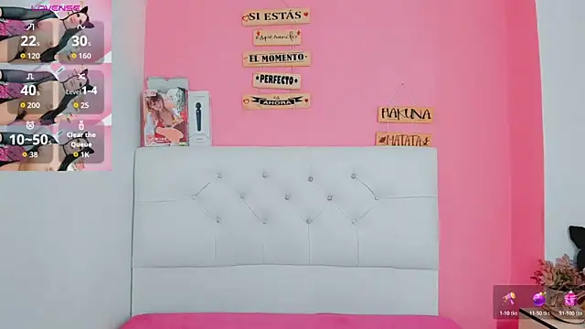 Snapshot of valentina_princess_ chatting on May 26, 2026, 4:43 am valentina princess online show from May 26, 2026, 4:43 am