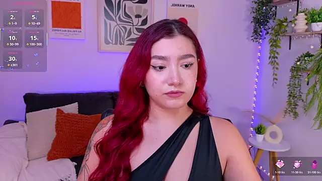 ViolettCastel online show from May 12, 2026, 8:04 pm