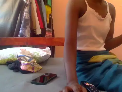 Sweetrata  online show from April 9, 2026, 10:10 am