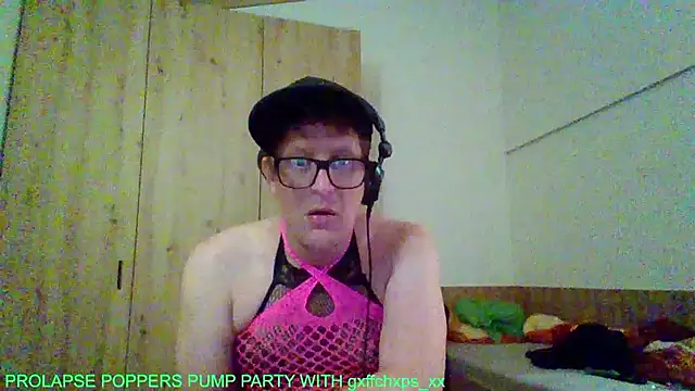 Bigthroaterboy online show from September 14, 2025, 4:13 am
