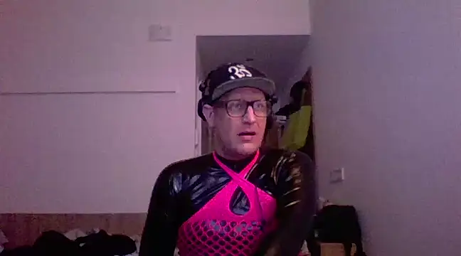 Bigthroaterboy online show from March 7, 2025, 6:57 am