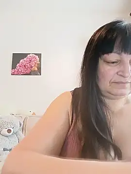 Snapshot of Women-pleasures chatting on February 4, 2026, 8:09 am Women-pleasures online show from February 4, 2026, 8:09 am