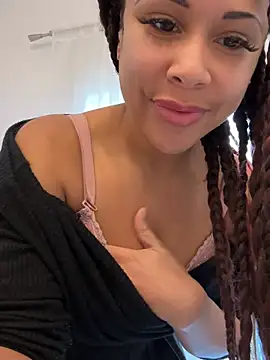 HaileyDiana online show from March 1, 2026, 11:54 am