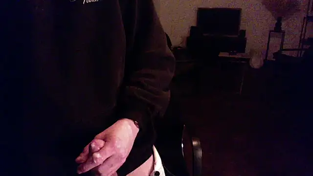 KendrickJiz online show from April 19, 2026, 9:39 pm