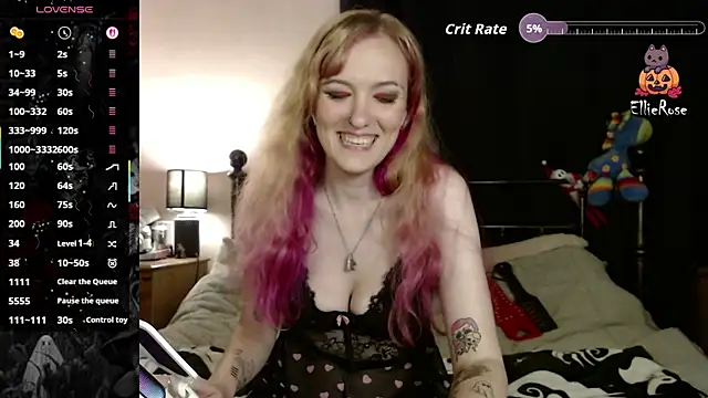 Snapshot of EllieeRose chatting on July 21, 2026, 4:36 am EllieeRose online show from July 21, 2026, 4:36 am