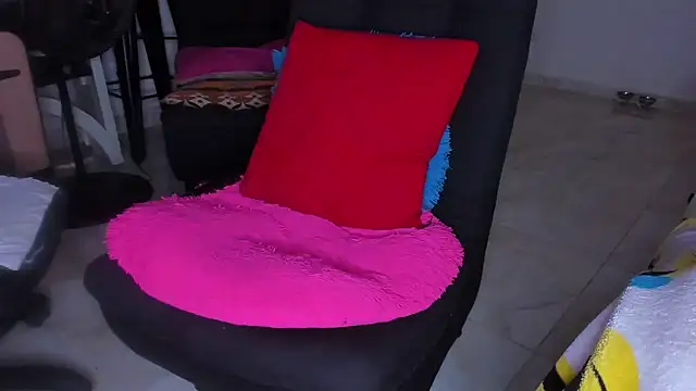 kerlysmith 24 online show from September 16, 2025, 7:15 pm