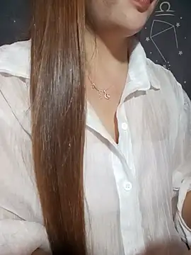 Snapshot of Silylina6969 chatting on July 19, 2026, 1:30 pm Silylina6969 online show from July 19, 2026, 1:30 pm