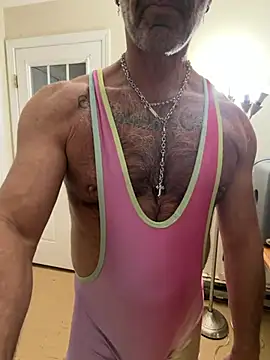 DaddySnowXX online show from May 28, 2026, 2:19 am
