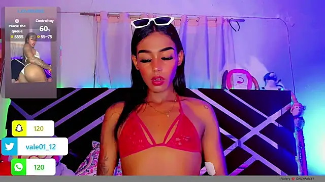 hot goddess3X online show from February 23, 2025, 4:57 pm