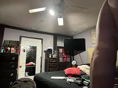 trash4cash online show from March 10, 2026, 3:32 am