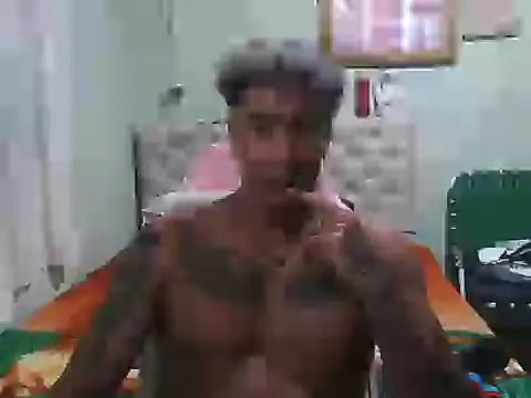 Snapshot of TuVergon2026 chatting on February 21, 2026, 1:51 am TuVergon2026 online show from February 21, 2026, 1:51 am