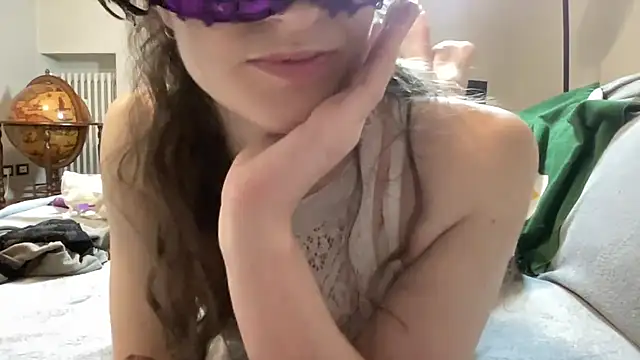 Snapshot of lexihot0000 chatting on June 4, 2026, 10:14 pm lexihot0000 online show from June 4, 2026, 10:14 pm