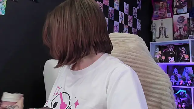 Snapshot of Supaidagaru chatting on December 14, 2025, 5:07 pm Supaidagaru online show from December 14, 2025, 5:07 pm