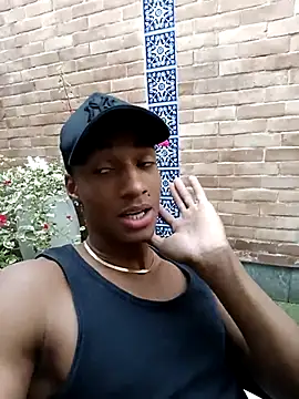 Snapshot of Malkongarcia chatting on January 14, 2026, 8:34 pm Malkongarcia online show from January 14, 2026, 8:34 pm