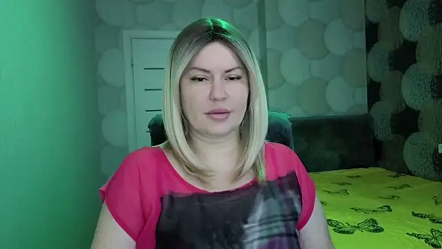 Snapshot of natusik chatting on October 19, 2025, 2:14 am natusik online show from October 19, 2025, 2:14 am