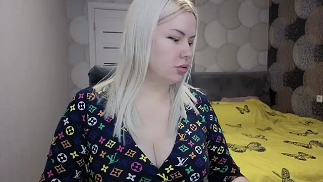 Snapshot of natusik chatting on November 1, 2025, 1:12 am natusik online show from November 1, 2025, 1:12 am