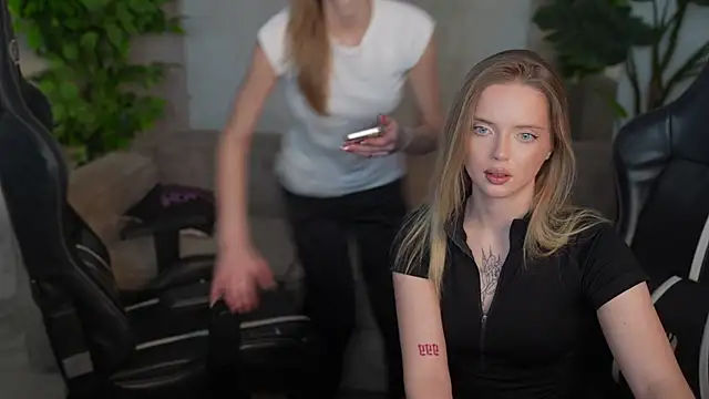 Snapshot of Cassy-Celestial_ chatting on June 3, 2026, 11:00 am Cassy-Celestial online show from June 3, 2026, 11:00 am