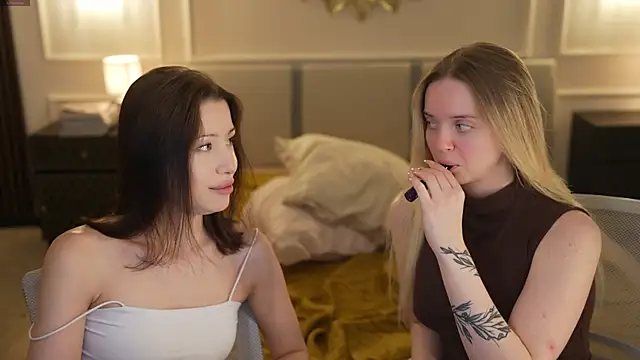 Cassy-Celestial  online show from October 1, 2025, 4:28 am