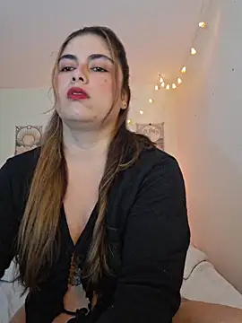 Juliietha servas online show from October 25, 2025, 1:49 am