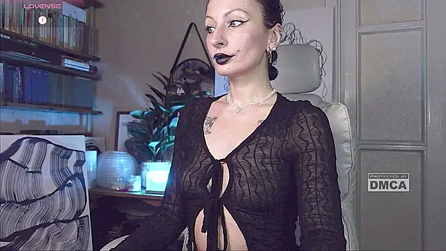 Snapshot of _owner chatting on March 13, 2025, 6:01 pm owner online show from March 13, 2025, 6:01 pm