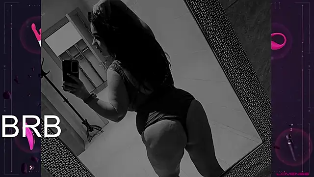 Snapshot of Tracy_Sergio209 chatting on March 1, 2025, 2:02 pm Tracy Sergio209 online show from March 1, 2025, 2:02 pm