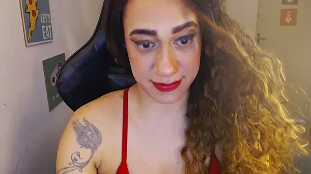 Snapshot of gauchinhaG chatting on December 18, 2025, 6:45 pm gauchinhaG online show from December 18, 2025, 6:45 pm