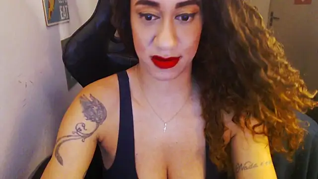 Snapshot of gauchinhaG chatting on February 8, 2026, 6:27 pm gauchinhaG online show from February 8, 2026, 6:27 pm