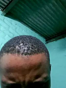 Snapshot of HandsomeBuoyy21 chatting on March 19, 2026, 8:36 am HandsomeBuoyy21 online show from March 19, 2026, 8:36 am