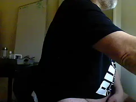 oopsxx online show from February 27, 2025, 3:26 pm